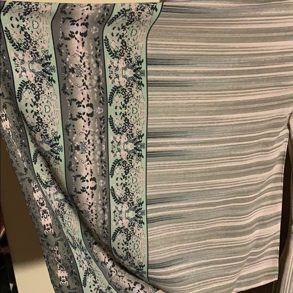 NWT BCBG "Blakely" Romper - Picture 7 of 9